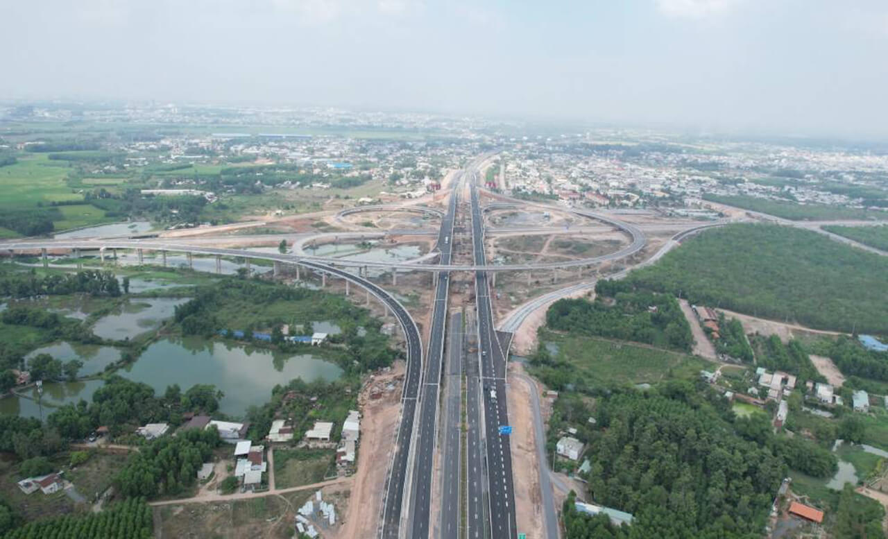 Cao Tốc Biên Hòa Vũng Tàu thông xe Tạm