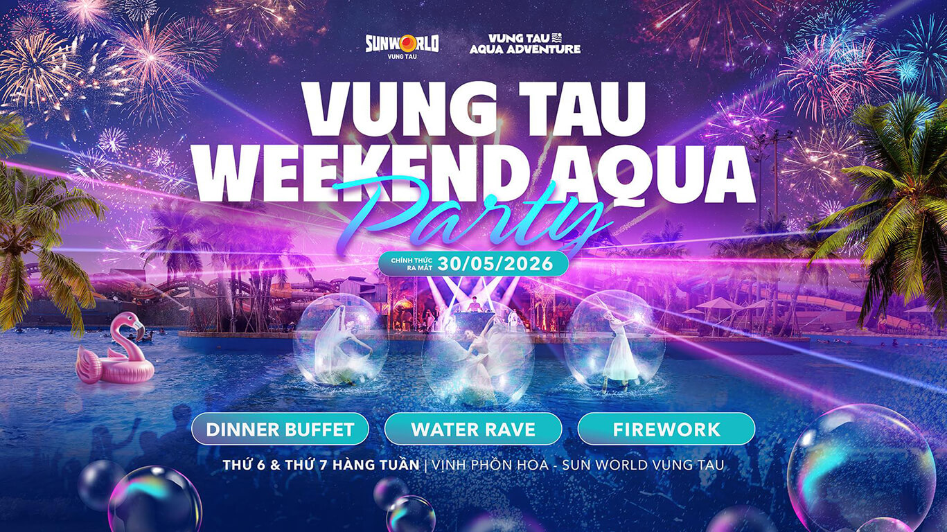 Không khí cuồng nhiệt tại bể bơi với hàng ngàn du khách tham gia đêm nhạc Pool Party cùng các vũ công